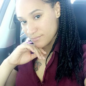 Meet your Posher, Ivonne